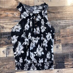 Poetry floral cotton tank size small